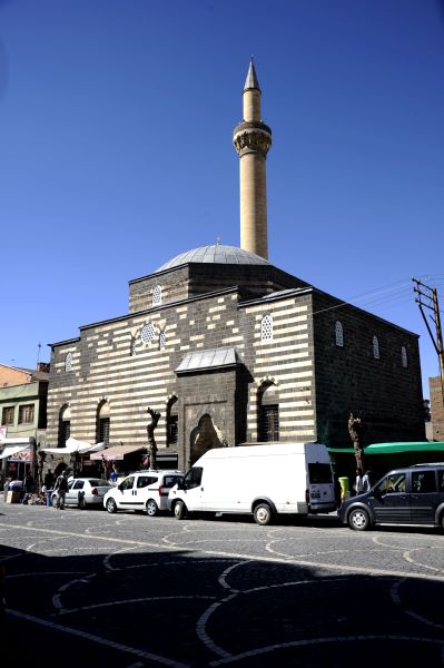 Melik Ahmet Cami